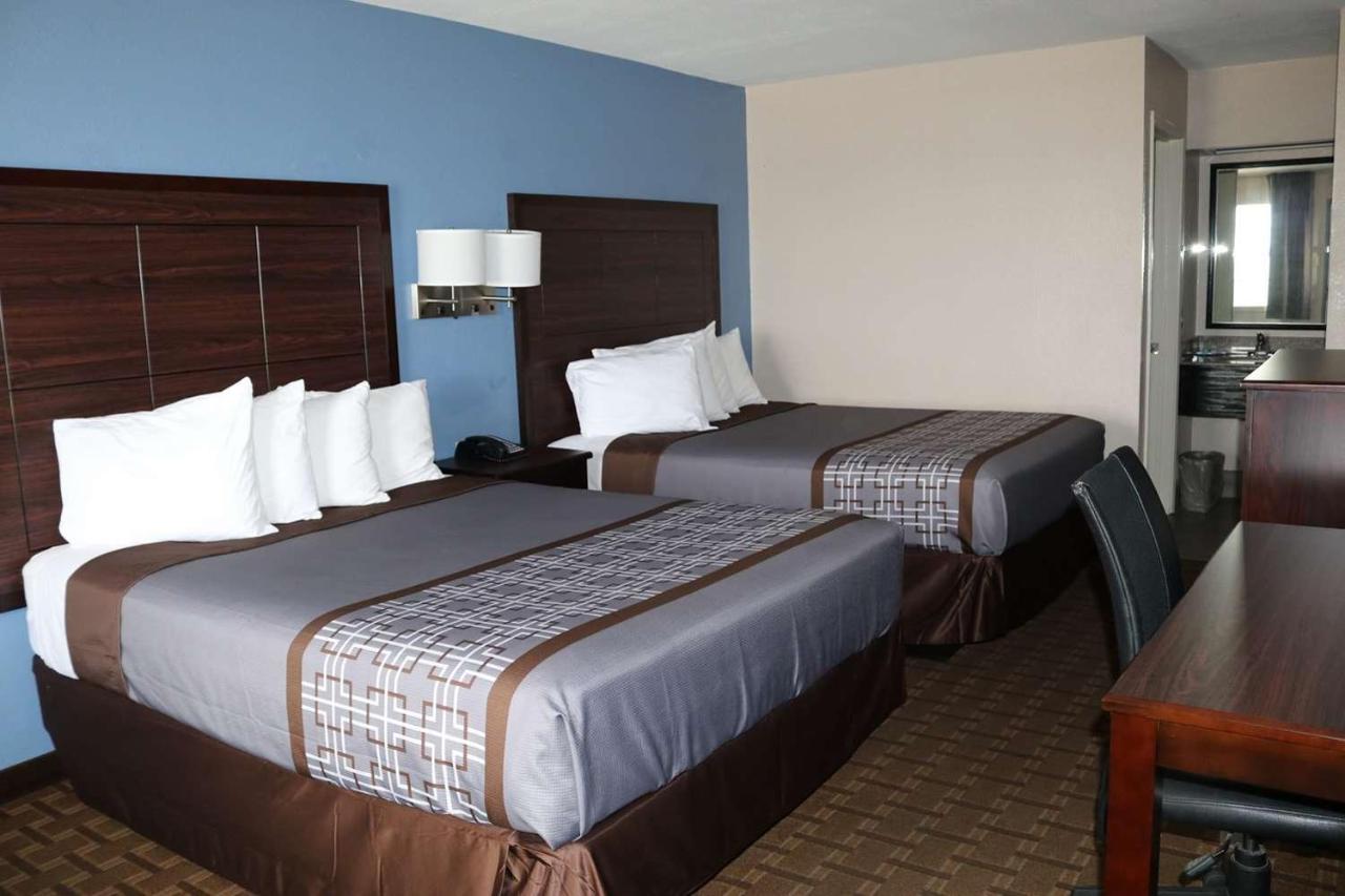 Surestay Hotel By Best Western Terrell Bagian luar foto