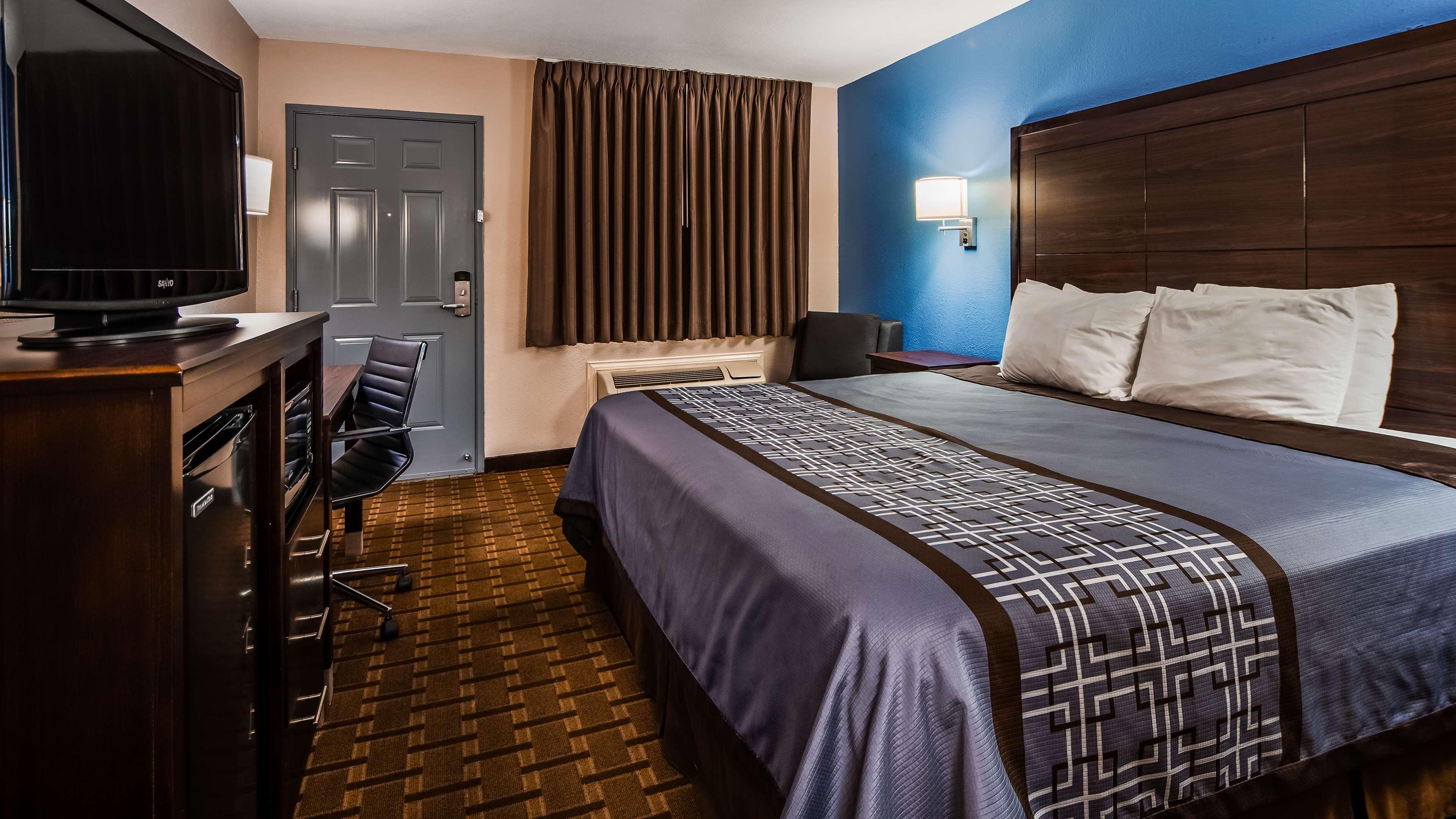 Surestay Hotel By Best Western Terrell Bagian luar foto
