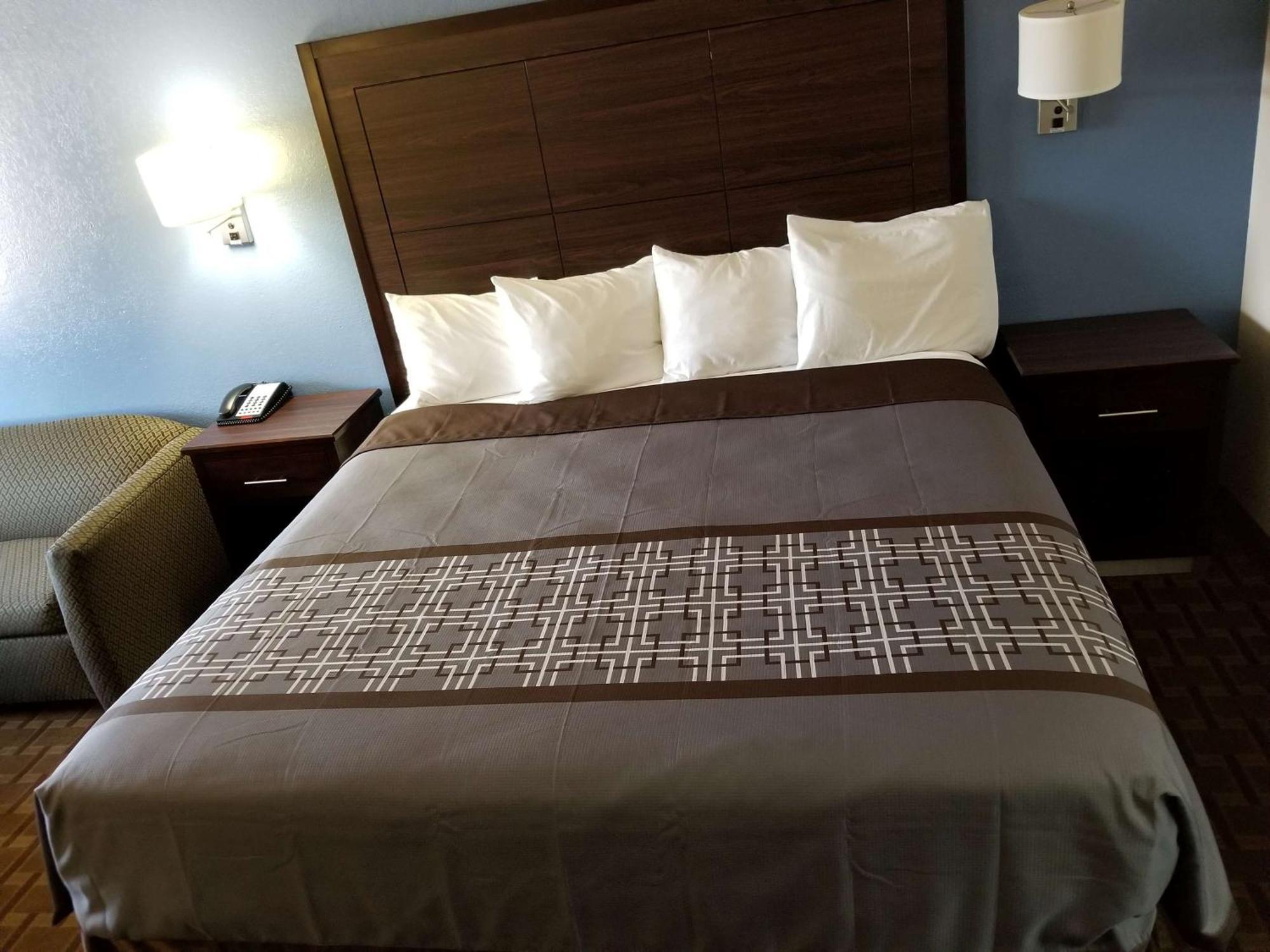 Surestay Hotel By Best Western Terrell Bagian luar foto
